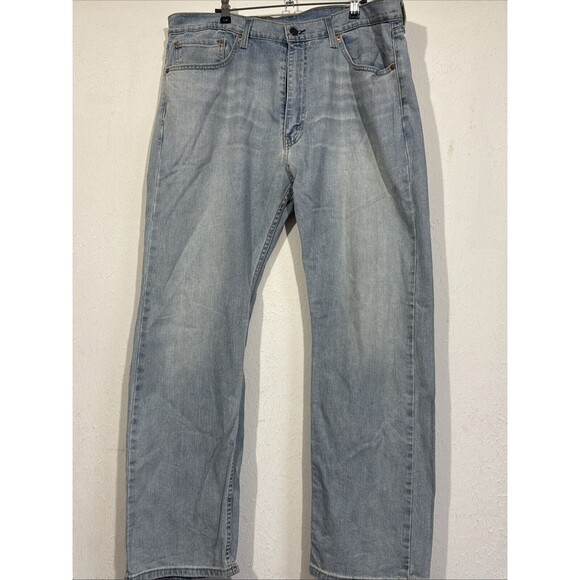 Levi’s 505 Regular Fit Straight Leg Light Wash Denim Jeans 38x30 - Picture 1 of 6